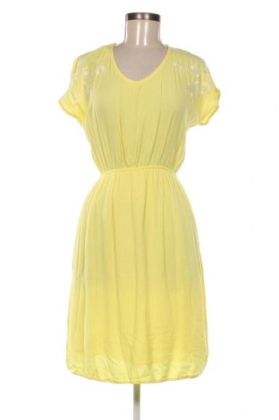 Šaty , Velikost M, Barva Žlutá, Cena  147,00 Kč