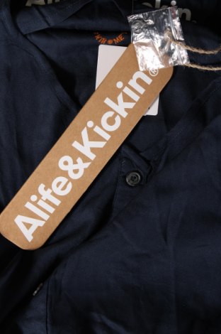 Kleid Alife And Kickin, Größe XL, Farbe Blau, Preis 52,58 €