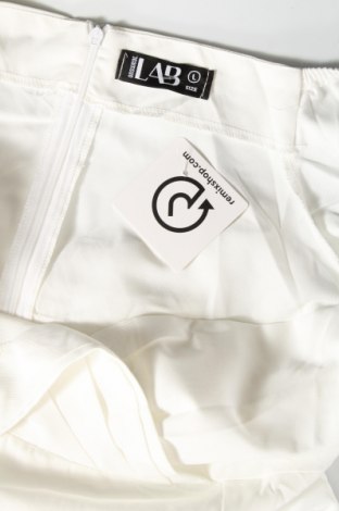 Kleid Answear, Größe L, Farbe Weiß, Preis € 15,65