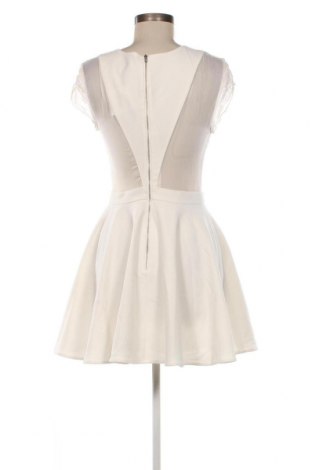 Φόρεμα Finders Keepers, Μέγεθος S, Χρώμα Λευκό, Τιμή 16,90 €