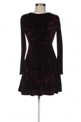 Φόρεμα Forever 21, Μέγεθος S, Χρώμα Κόκκινο, Τιμή 12,87 €