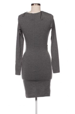 Kleid Gina Tricot, Größe XS, Farbe Grau, Preis € 3,06