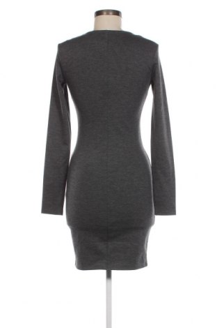 Kleid Gina Tricot, Größe S, Farbe Grau, Preis € 2,92