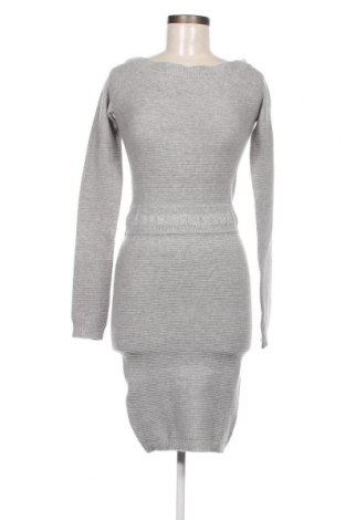 Kleid Guess, Größe S, Farbe Grau, Preis 50,21 €