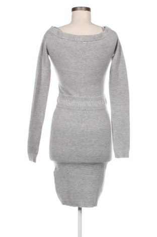Kleid Guess, Größe S, Farbe Grau, Preis 57,10 €