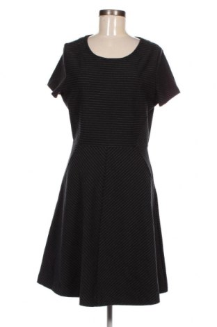 Kleid Hugo Boss, Größe XL, Farbe Schwarz, Preis € 102,29