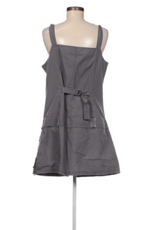 Kleid La Mode Est A Vous, Größe XL, Farbe Grau, Preis 10,90 €