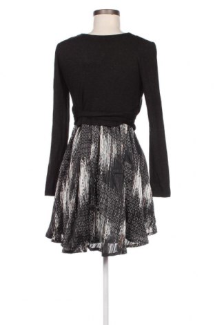 Φόρεμα Lauren Vidal, Μέγεθος L, Χρώμα Μαύρο, Τιμή 7,22 €