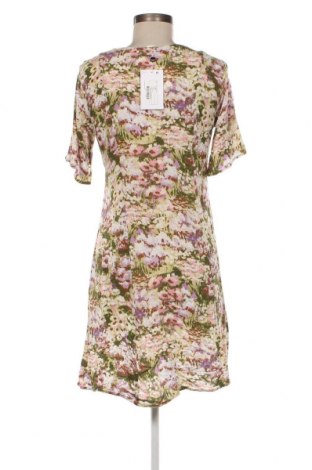 Kleid Monki, Größe S, Farbe Mehrfarbig, Preis 8,34 €