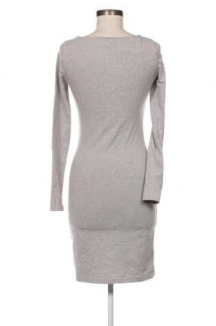 Kleid Oodji, Größe XS, Farbe Grau, Preis 3,03 €