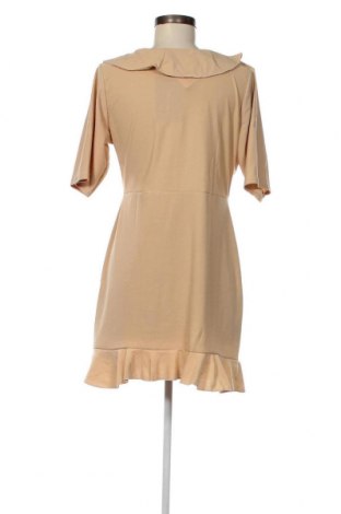 Kleid Pretty Little Thing, Größe XL, Farbe Beige, Preis 7,59 €