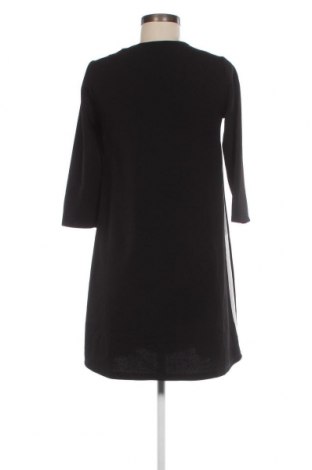 Kleid Stradivarius, Größe S, Farbe Schwarz, Preis 2,83 €