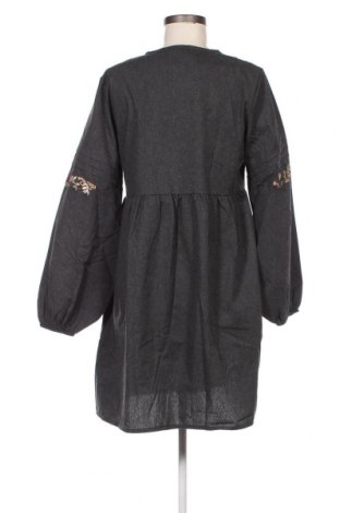 Φόρεμα Trendyol, Μέγεθος M, Χρώμα Γκρί, Τιμή 7,89 €