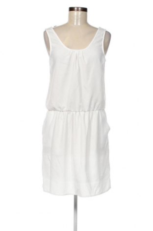 Kleid Usha, Größe S, Farbe Weiß, Preis 11,00 €