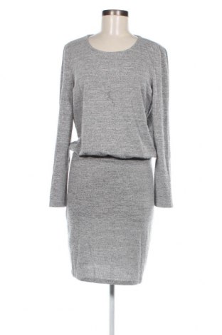 Kleid VILA, Größe L, Farbe Grau, Preis € 4,87