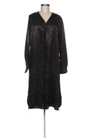 Kleid VRS, Größe XL, Farbe Schwarz, Preis 10,24 €