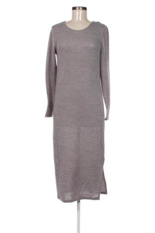 Kleid Vero Moda, Größe L, Farbe Grau, Preis 3,06 €
