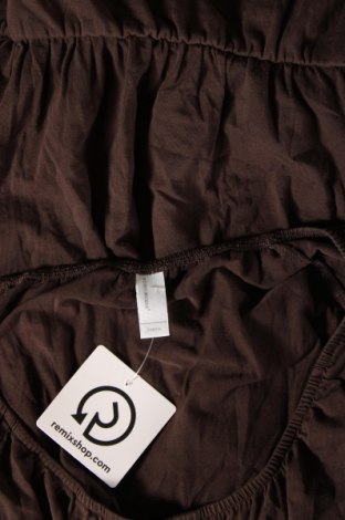 Kleid Vero Moda, Größe XS, Farbe Braun, Preis € 2,78