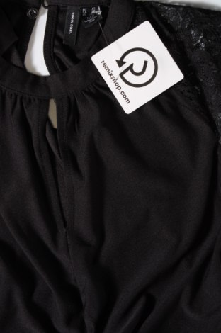 Šaty  Vero Moda, Veľkosť XS, Farba Čierna, Cena  48,97 €