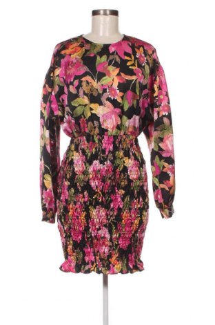 Φόρεμα Vero Moda, Μέγεθος M, Χρώμα Πολύχρωμο, Τιμή 12,48 €