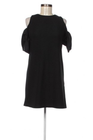 Рокля Zara Trafaluc, Размер S, Цвят Черен, Цена 32,55 лв.