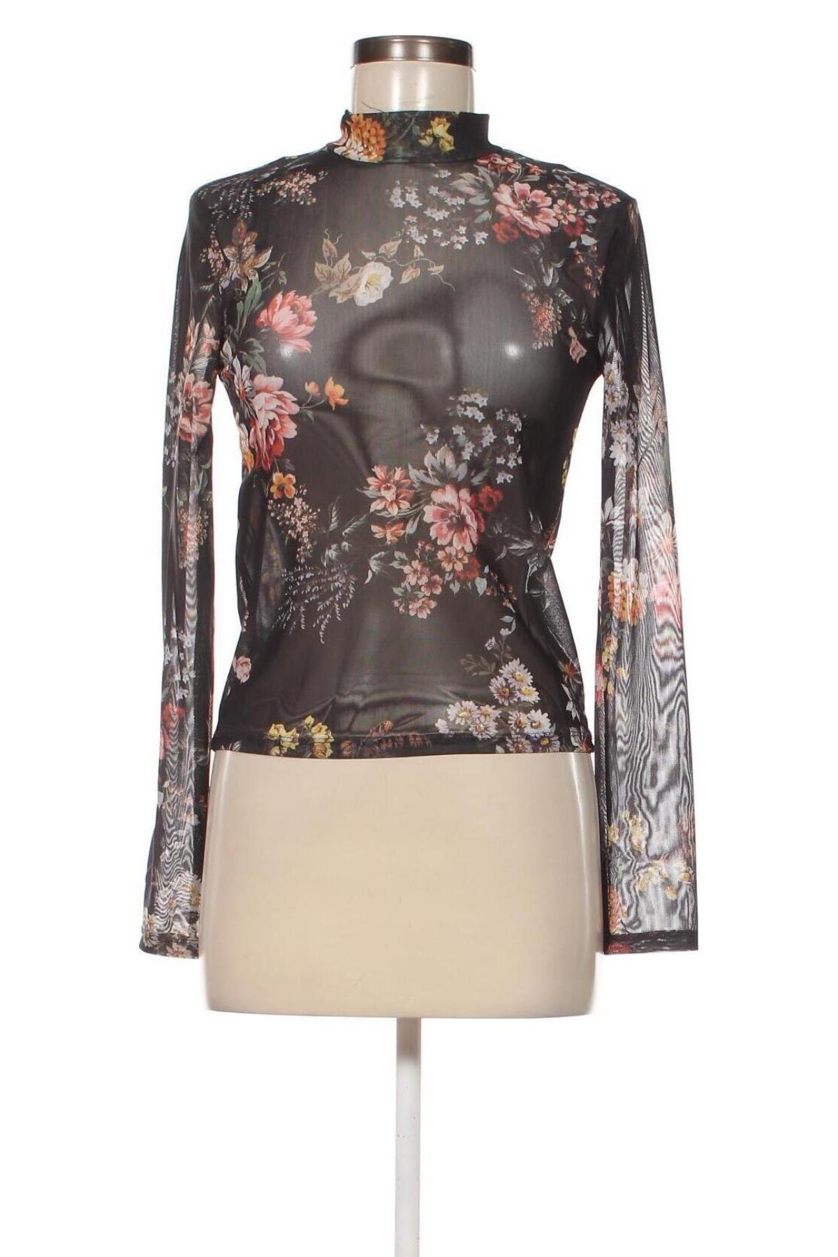 Γυναικεία μπλούζα Bershka, Μέγεθος M, Χρώμα Μαύρο, Τιμή 3,64 €