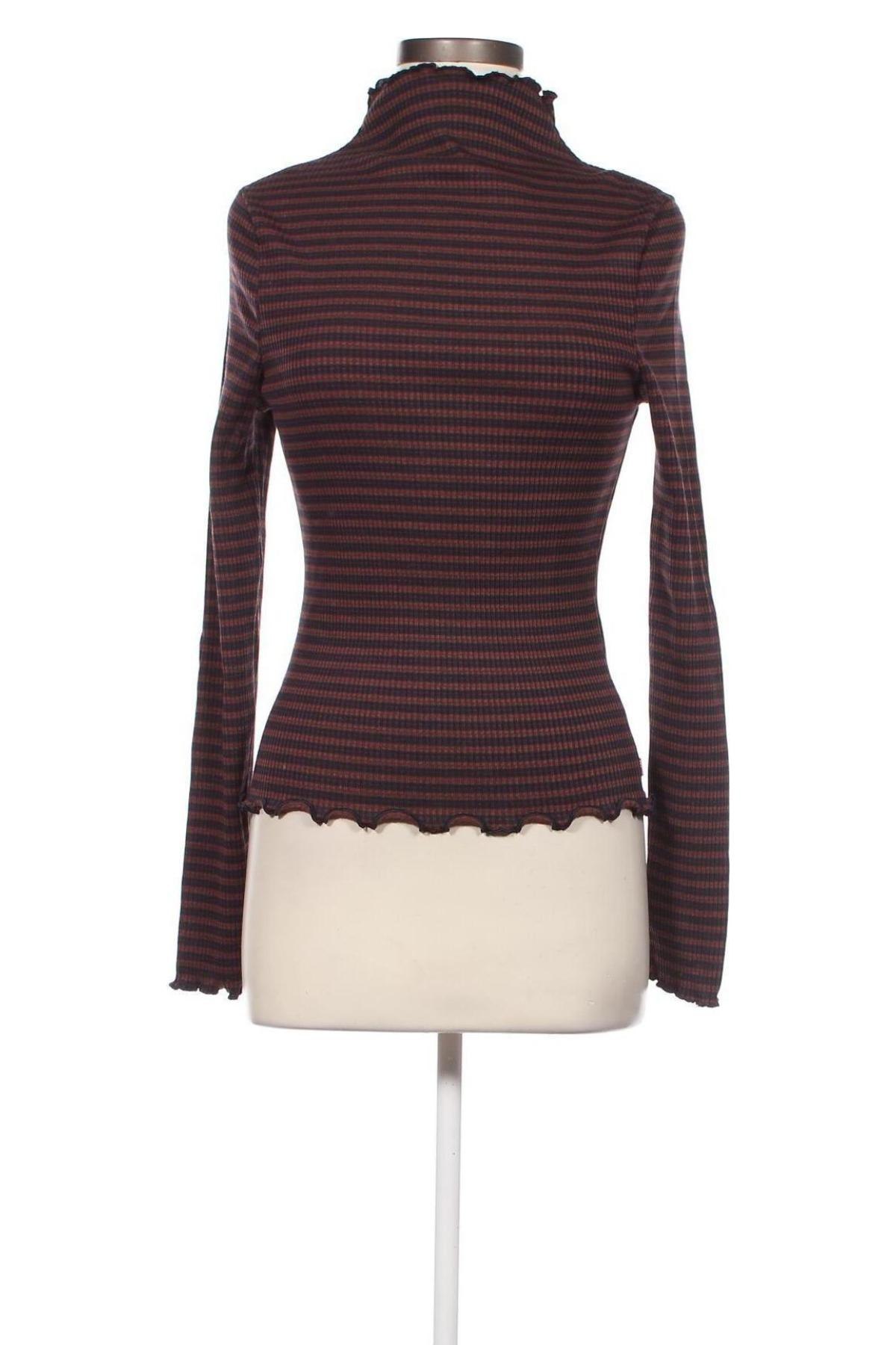 Γυναικεία μπλούζα Levi's, Μέγεθος M, Χρώμα Πολύχρωμο, Τιμή 21,03 €