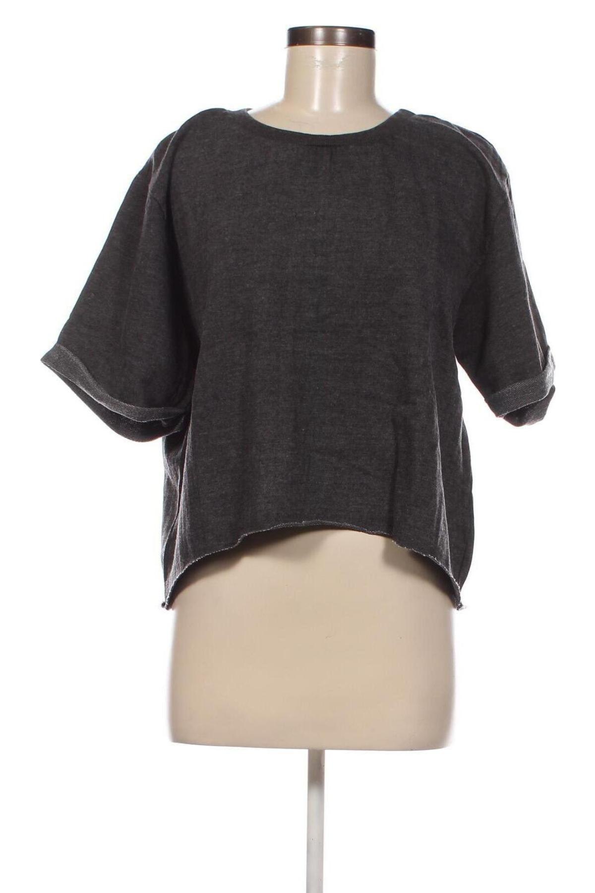 Дамска блуза Urban Classics, Размер XL, Цвят Сив, Цена 5,25 лв.