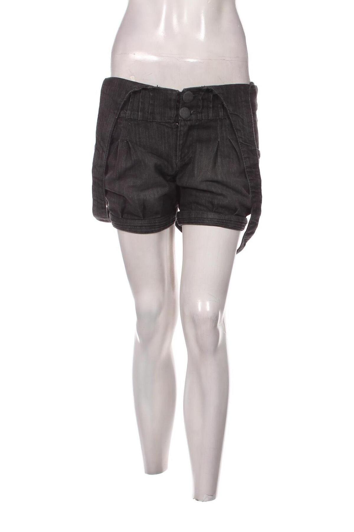 Damen Shorts Bershka, Größe S, Farbe Grau, Preis € 5,95