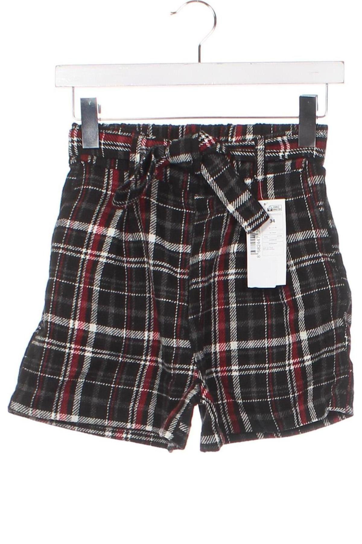 Дамски къс панталон Defacto, Размер XS, Цвят Многоцветен, Цена 13,02 лв.