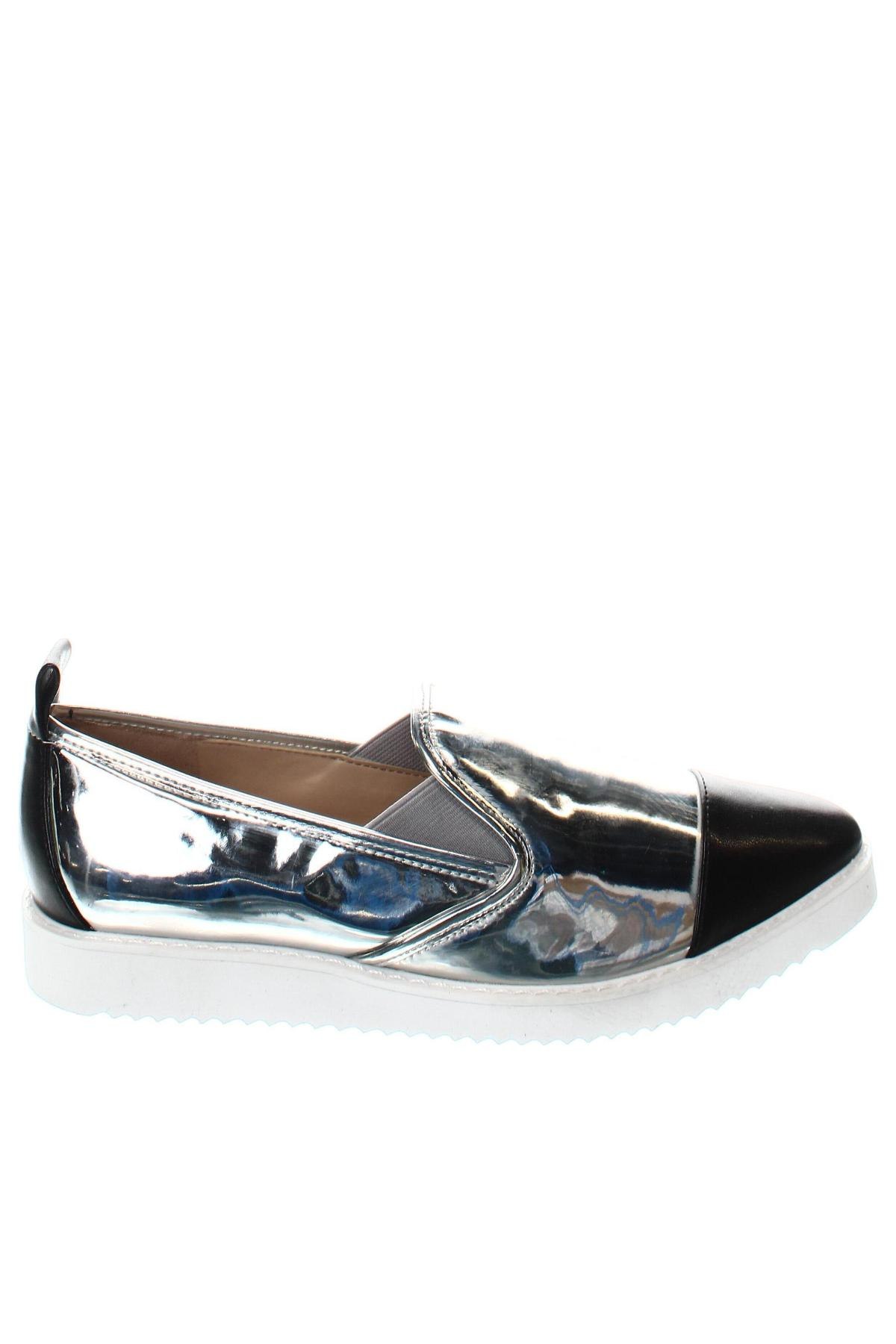 Дамски обувки Karl Lagerfeld, Размер 36, Цвят Сребрист, Цена 255,55 лв.