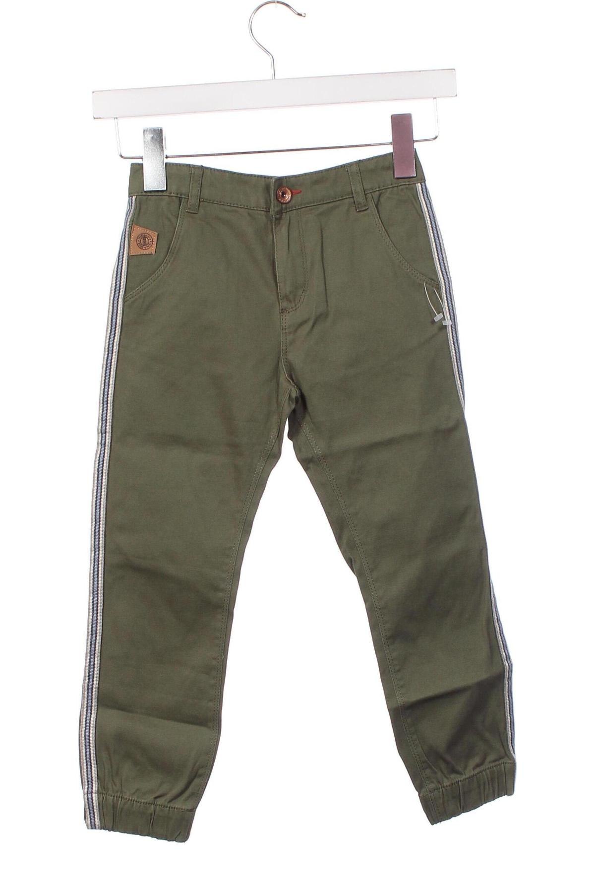 Παιδικό παντελόνι Comfort, Μέγεθος 4-5y/ 110-116 εκ., Χρώμα Πράσινο, Τιμή 21,65 €