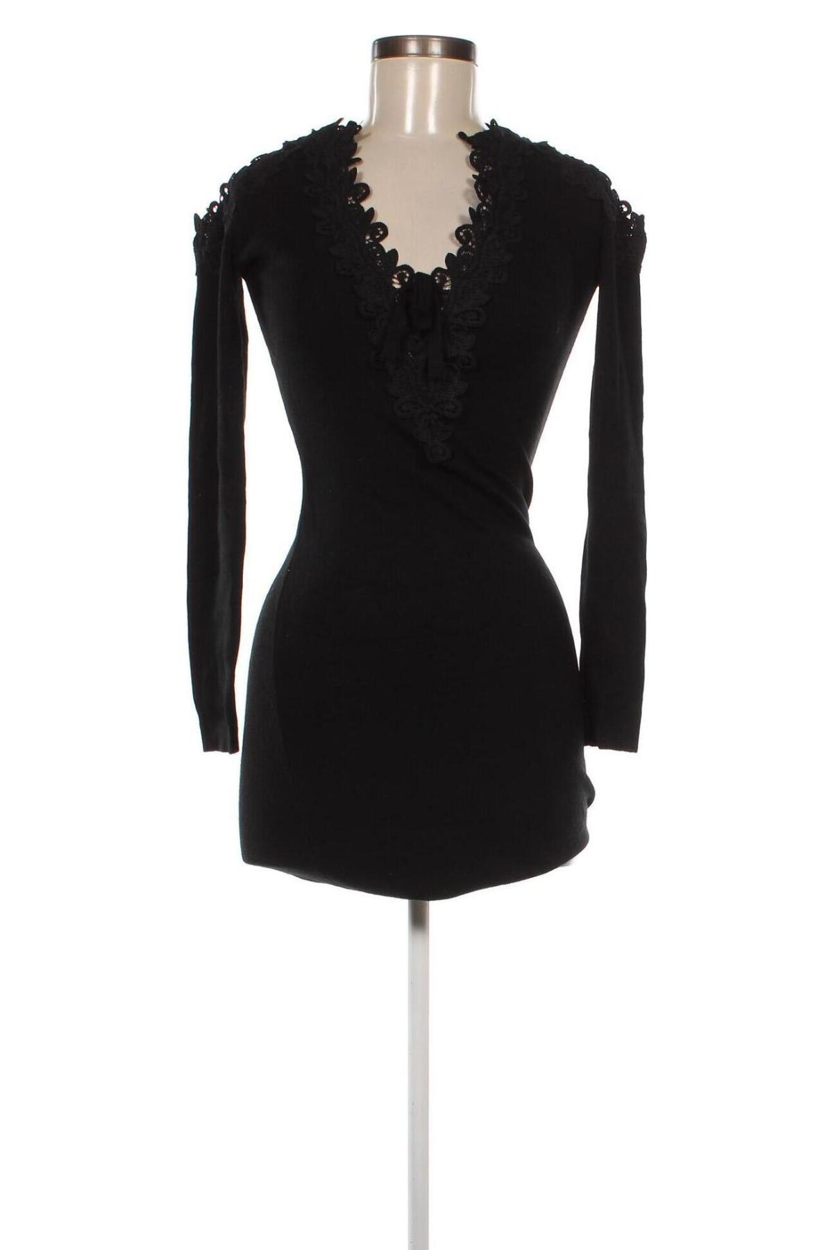 Šaty , Velikost M, Barva Černá, Cena  129,00 Kč