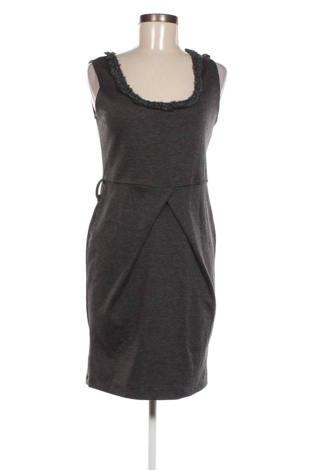 Kleid Amelie & Amelie, Größe M, Farbe Grau, Preis 3,03 €