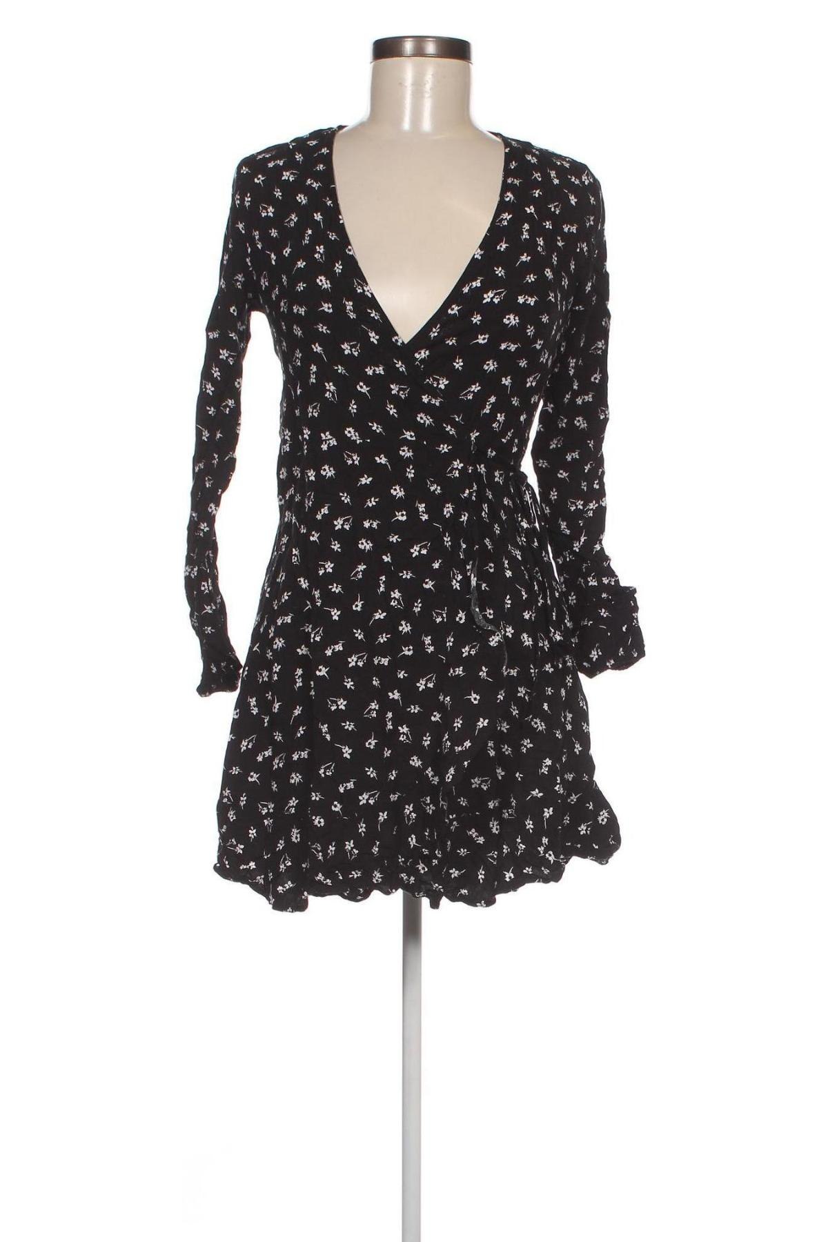 Šaty  Amisu, Veľkosť XS, Farba Čierna, Cena  3,45 €