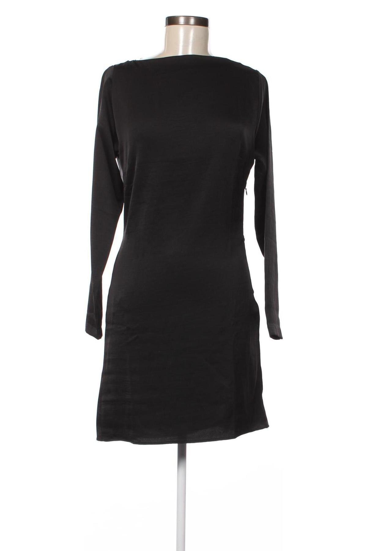 Šaty  Answear, Velikost M, Barva Černá, Cena  474,00 Kč