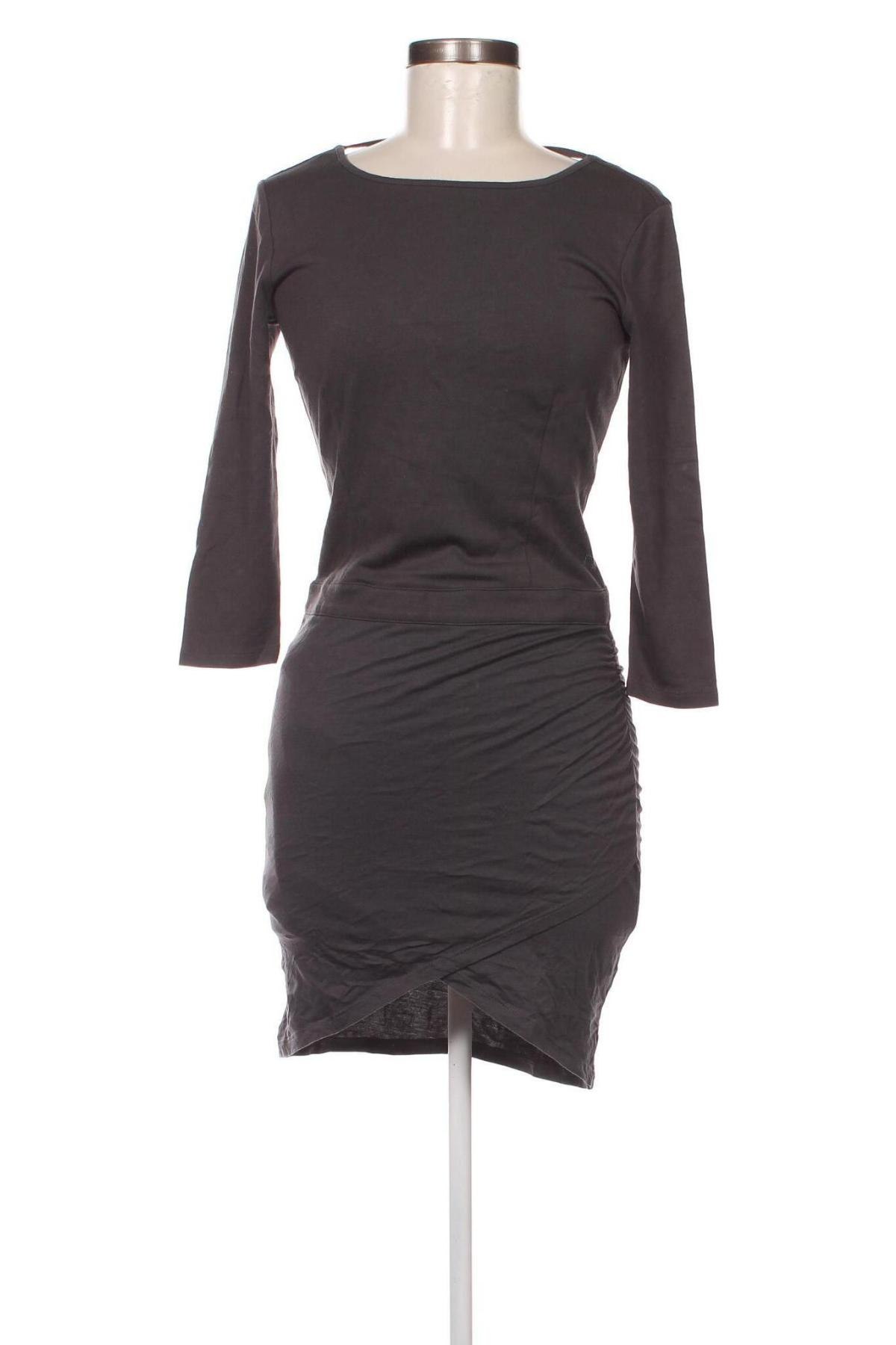 Šaty  Edc By Esprit, Veľkosť XS, Farba Sivá, Cena  3,08 €
