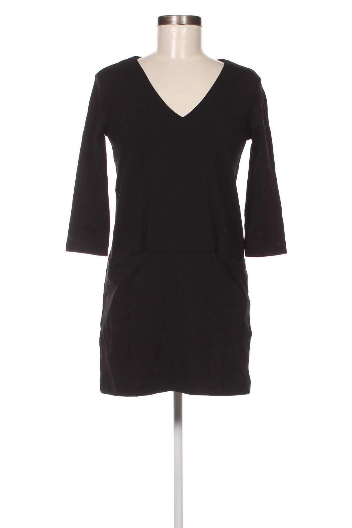 Rochie H&M, Mărime XS, Culoare Negru, Preț 11,45 Lei