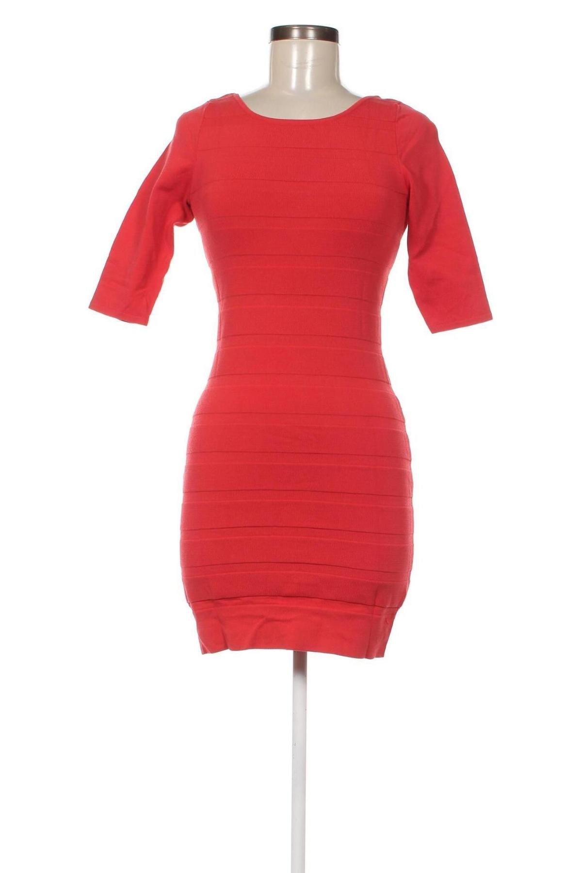 Kleid Mango, Größe M, Farbe Rot, Preis 3,63 €
