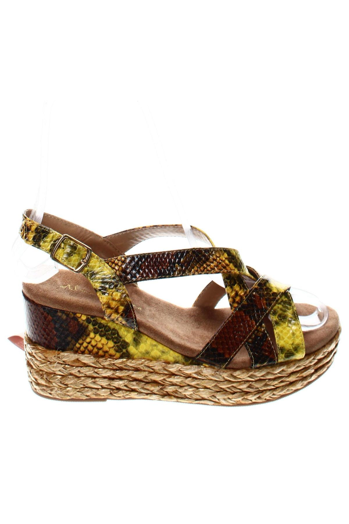 Sandale Alma en Pena, Mărime 37, Culoare Multicolor, Preț 247,50 Lei