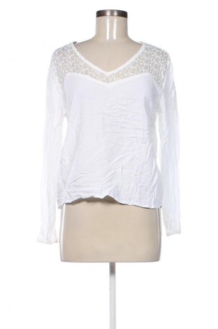 Bluză de femei B.Young, Mărime M, Culoare Alb, Preț 19,99 Lei