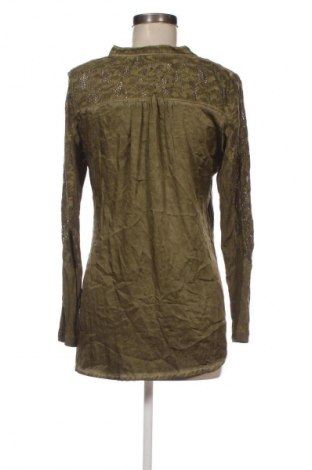 Damen Shirt Christa Probst, Größe M, Farbe Grün, Preis 5,99 €