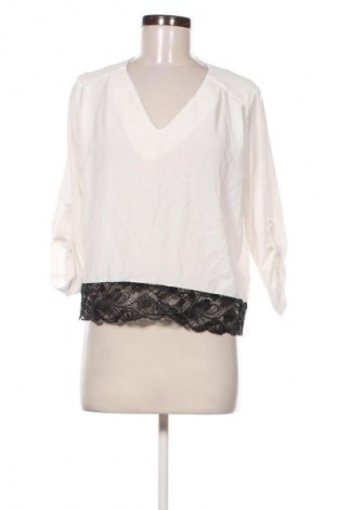 Damen Shirt Mamouchka, Größe S, Farbe Weiß, Preis € 3,99