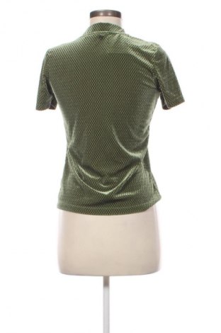 Damen Shirt Melting Stockholm, Größe M, Farbe Grün, Preis 11,99 €