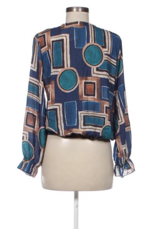 Damen Shirt NEW COLLECTION, Größe M, Farbe Mehrfarbig, Preis 9,99 €