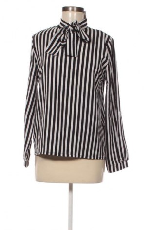 Damen Shirt NEW COLLECTION, Größe M, Farbe Mehrfarbig, Preis € 9,99