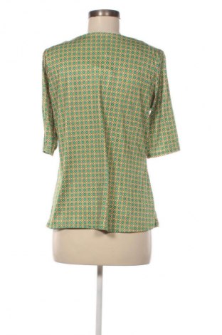 Damen Shirt NEW COLLECTION, Größe M, Farbe Mehrfarbig, Preis € 9,99