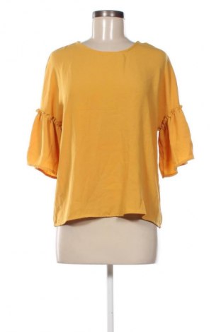 Damen Shirt Stradivarius, Größe M, Farbe Gelb, Preis 7,99 €