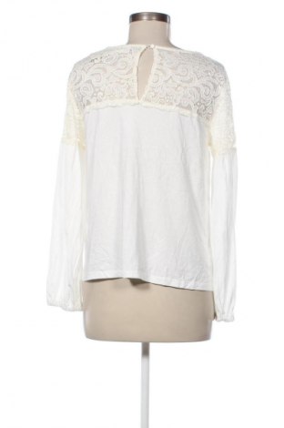 Damen Shirt VILA, Größe L, Farbe Weiß, Preis 5,99 €