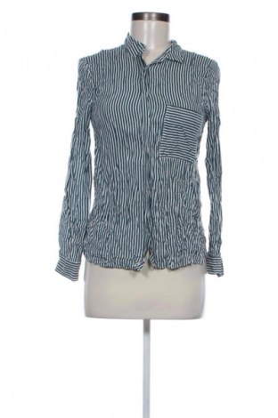 Damenbluse Pull&Bear, Größe M, Farbe Grün, Preis 7,99 €